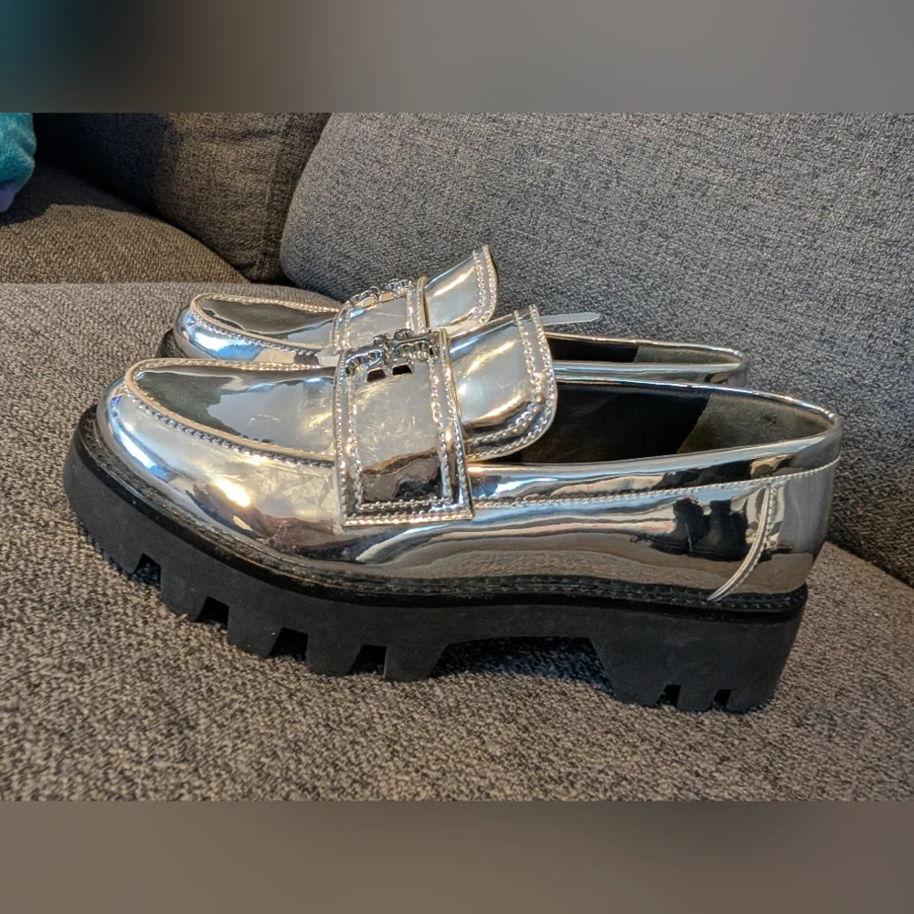 Tory Burch Silver Metallic Lug Sole Loafers